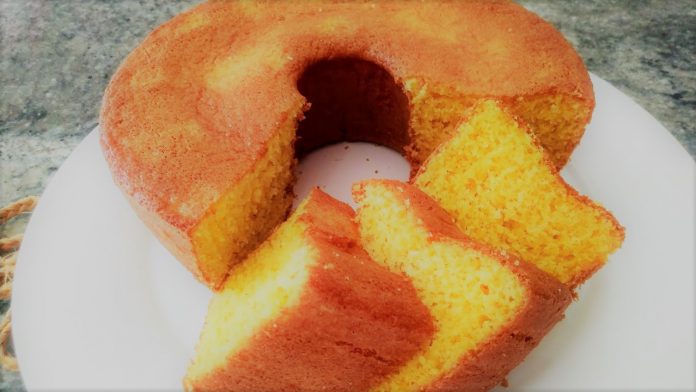 bolo de fubá simples e fofinho