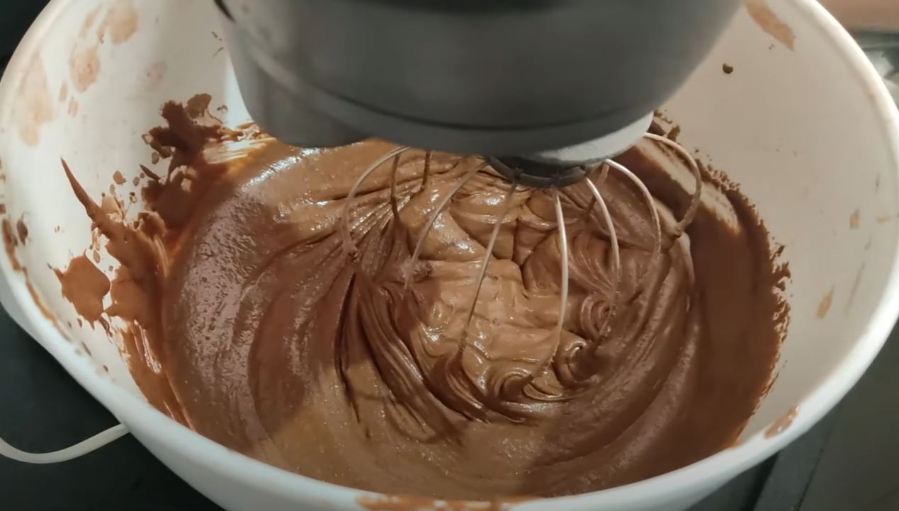 farinha com achocolatado batido