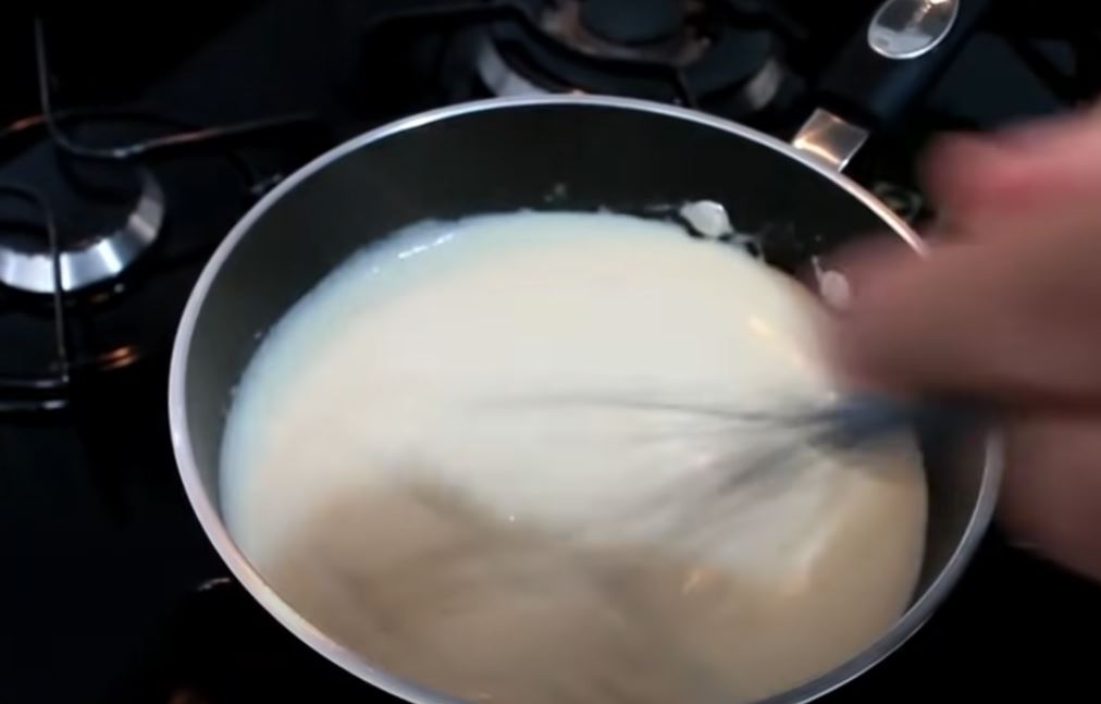 misturando-leite misturando leite