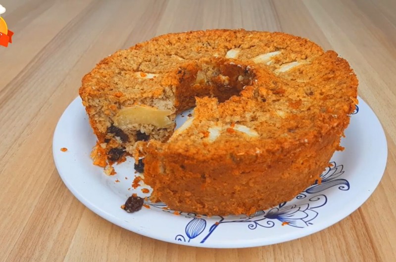 Bolo de Aveia com Banana e Maçã