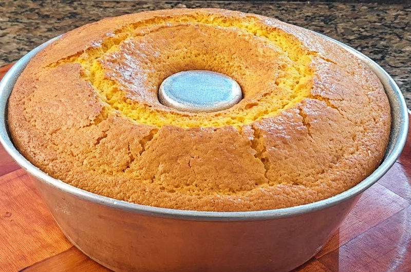 Bolo de Fubá Amanteigado