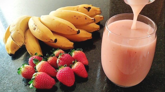 receita-de-suco-de-morango-com-banana