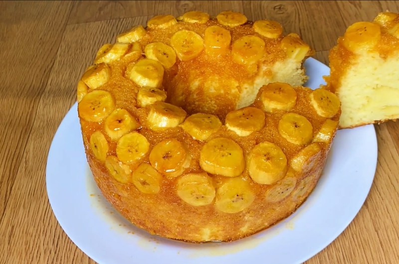Bolo de Banana Caramelizado de Liquidificador