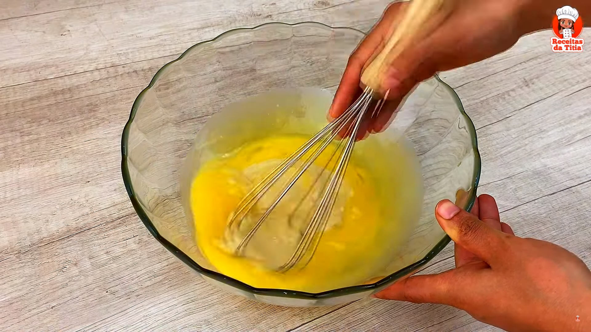 misturandopudimdeleitecondensado