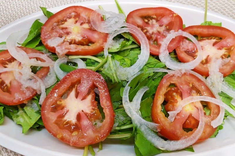 Salada de Rúcula com Tomate