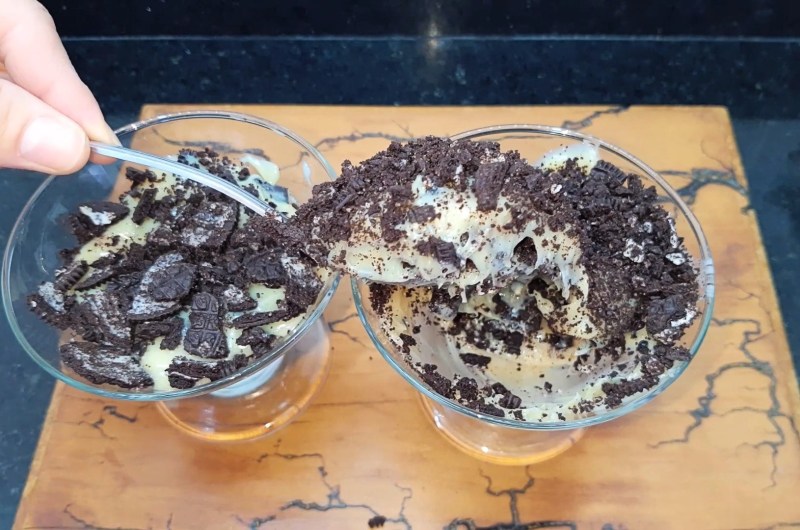Sobremesa Gelada de Negresco ou Oreo
