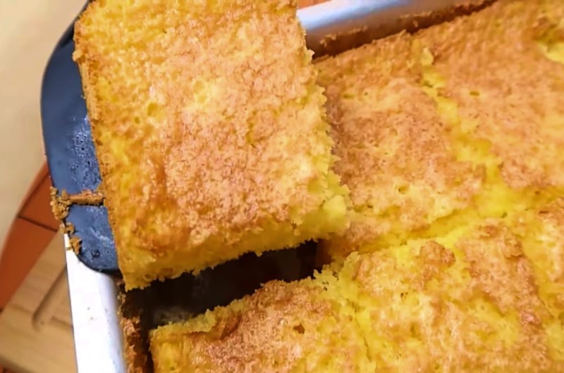 Bolo de Fubá com Laranja
