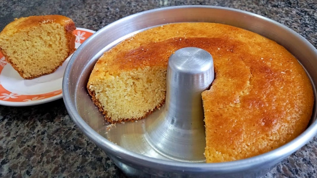 Bolo de Fubá Simples