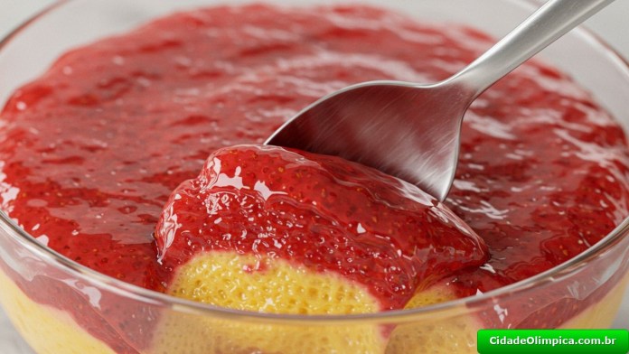 Mousse de maracujá com morango