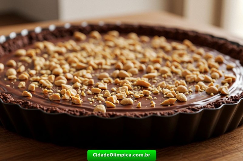 Essa Torta de Chocolate e Amendoim Vai Explodir Seu Paladar!