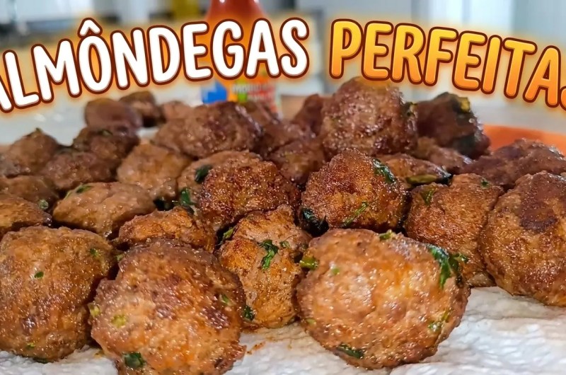 Almôndegas Mais Suculenta que Você Vai Comer na Vida